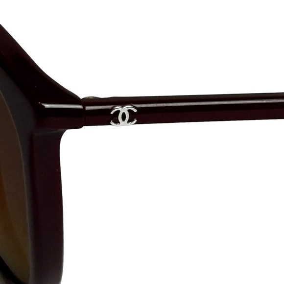 Chanel Red Butterfly Sunglasses with case red CC logo - Picture 14 of 14